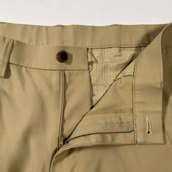 Haggar H26 Mens 36x30‎ Beige Pants Slash Pockets Business Flat Front Polyester - Picture 4 of 13